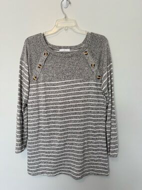 Women's Grey Striped Long Sleeve Button-Accent Top